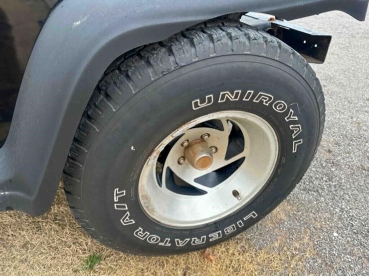 1989-jeep-wrangler-image-24