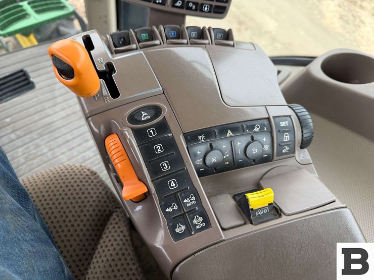 2016-john-deere-7290r-image-81