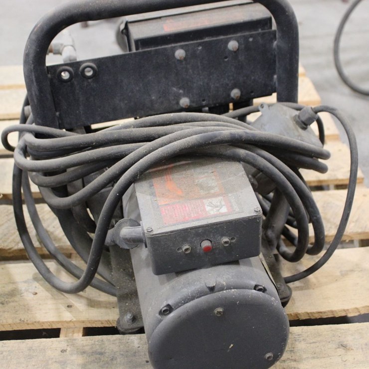 Landa Pressure Washer