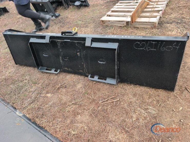 90"-quick-attach-bucket-image-2