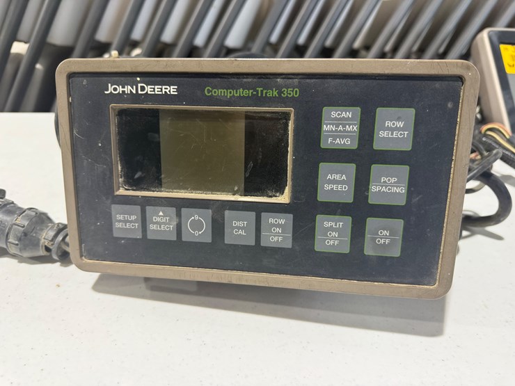 35257-john-deere-12-image-78