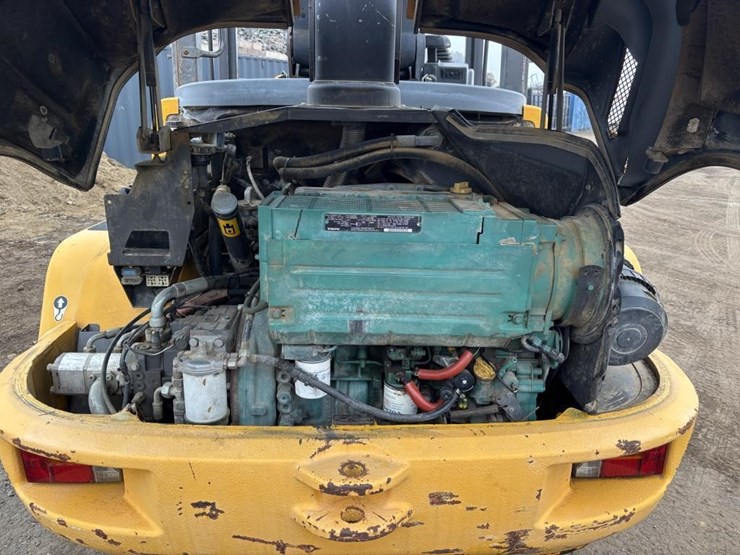 2012-volvo-l30b-image-34