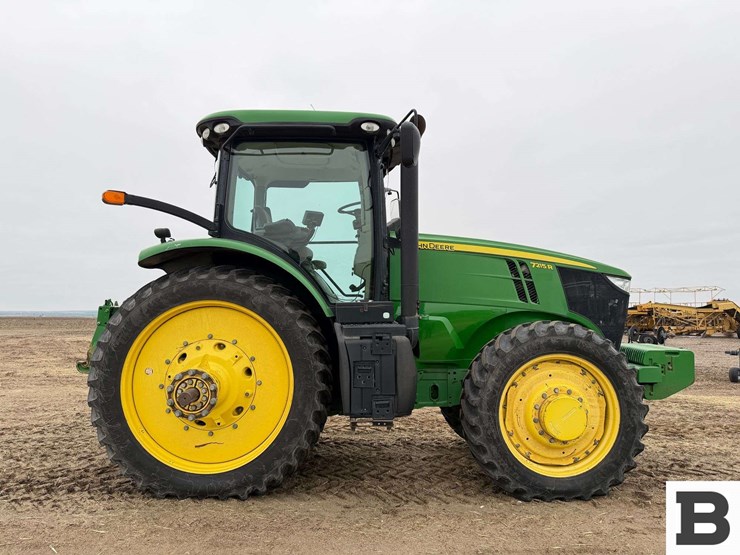2012-john-deere-7215r-image-6
