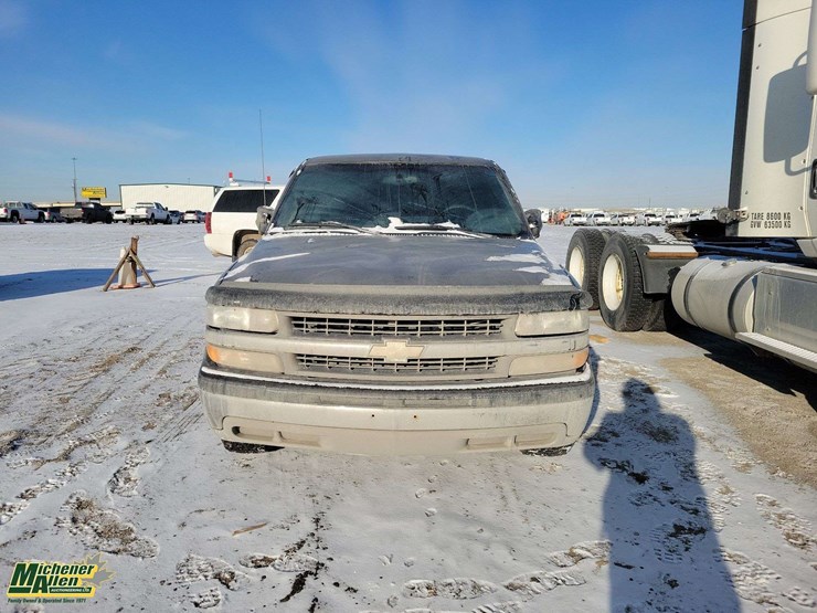 1999-chevrolet-silverado-1500-image-2