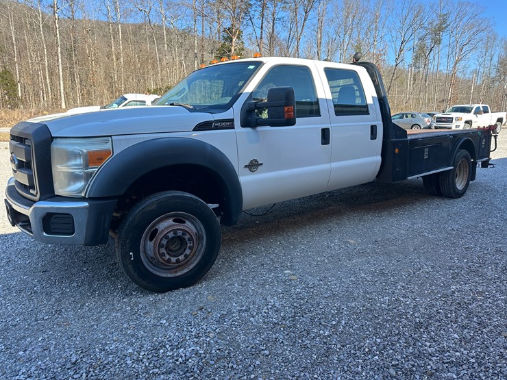 2012-ford-f550-image-5