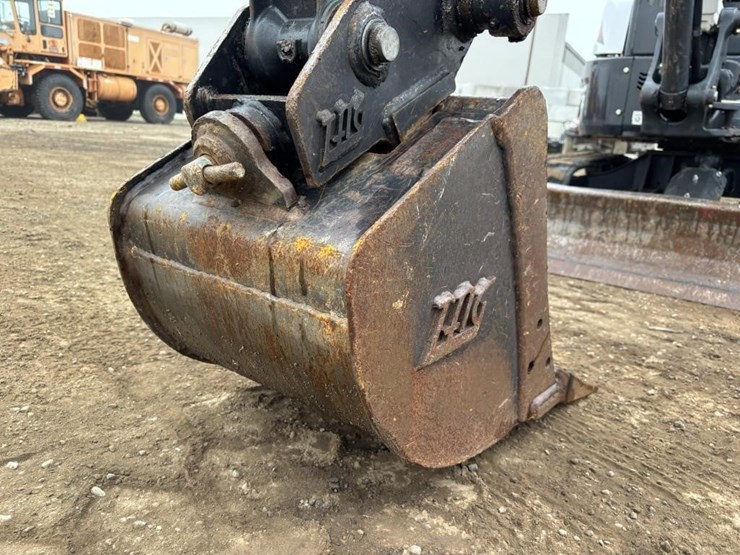 2021-bobcat-e26-image-12