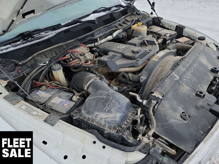 2014-ram-4500-slt-image-35