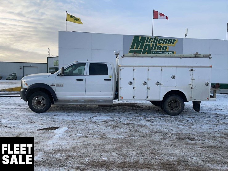 2016-ram-5500-4x4-s/a-service-truck-image-6