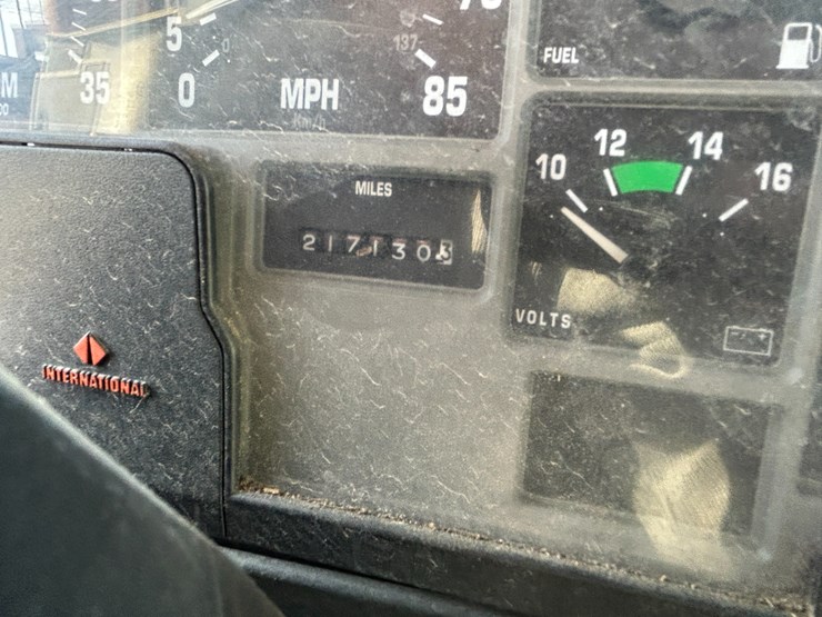 1996-international-4700-image-10