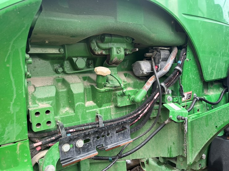 2014-john-deere-8370rt-image-28