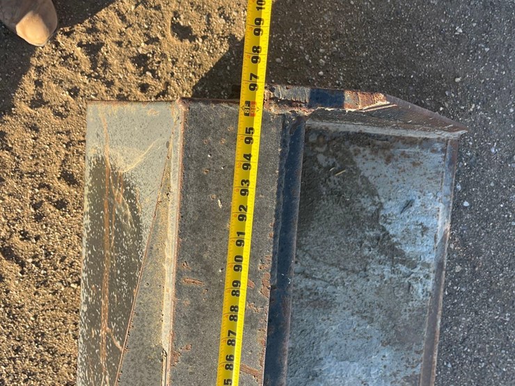 quick-tach-bucket-image-5