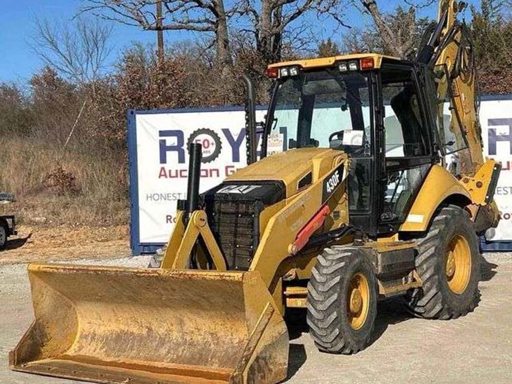 2015-caterpillar-430f-image-1