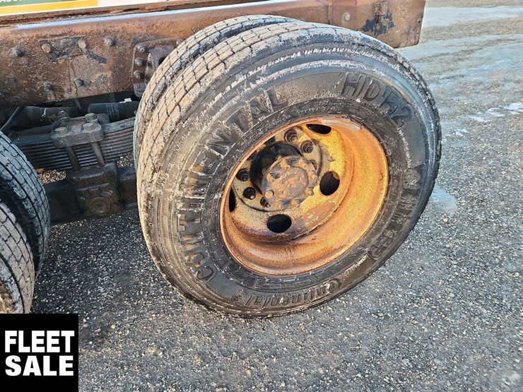 2005-international-workstar-7400-image-11