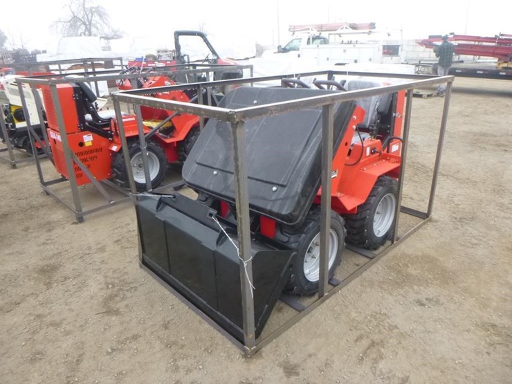 2025-agt-sda140w-skid-steer-loader-image-1