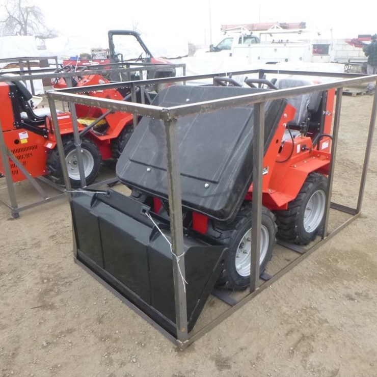 2025 AGT SDA140W Skid Steer Loader