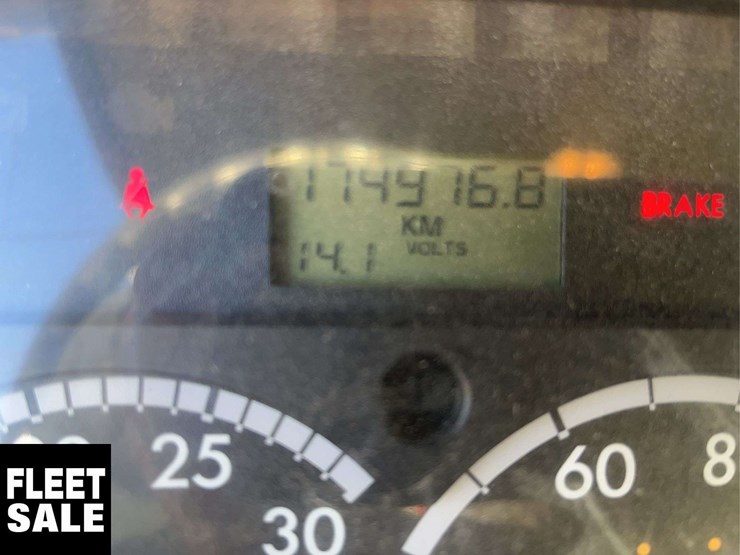 2012-freightliner-m2-112-t/a-service-truck-image-23