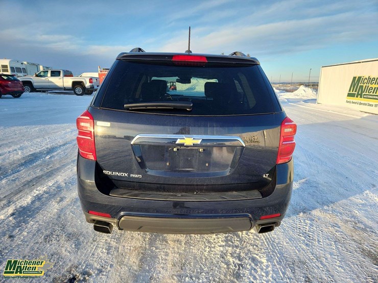 2017-chevrolet-equinox-lt-image-7