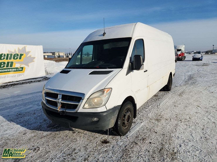 2009-dodge-sprinter-3500-image-1