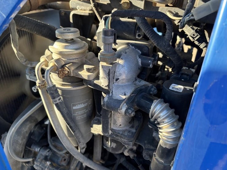 2017-new-holland-workmaster-40-image-45