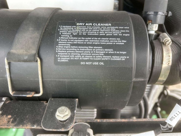 2016-john-deere-5065e-image-29