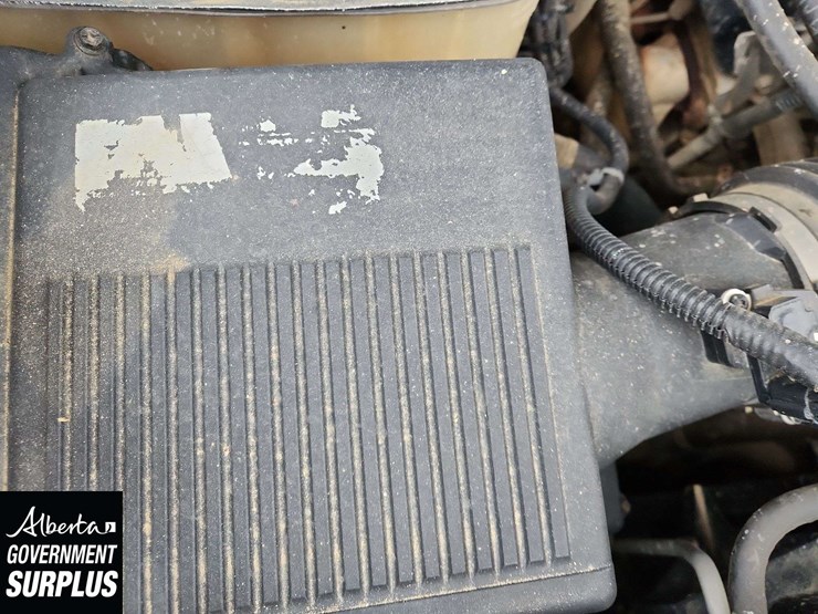 2017-chevrolet-silverado-1500-image-32