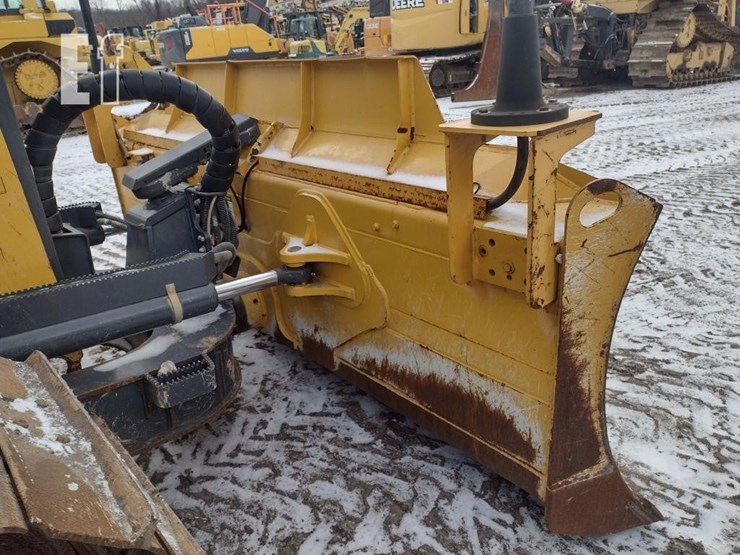 2022-deere-700l-lgp-image-18