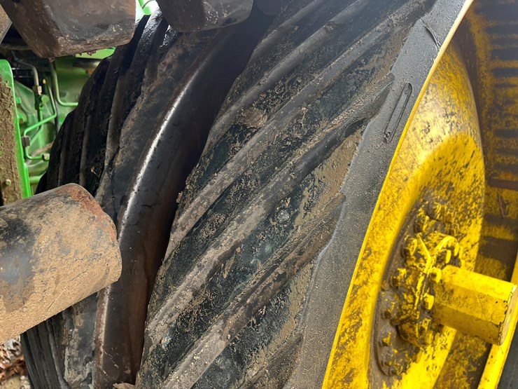 2014-john-deere-8370rt-image-21