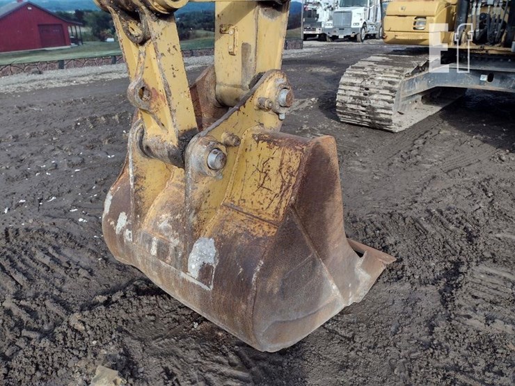 2010-caterpillar-312d-image-18