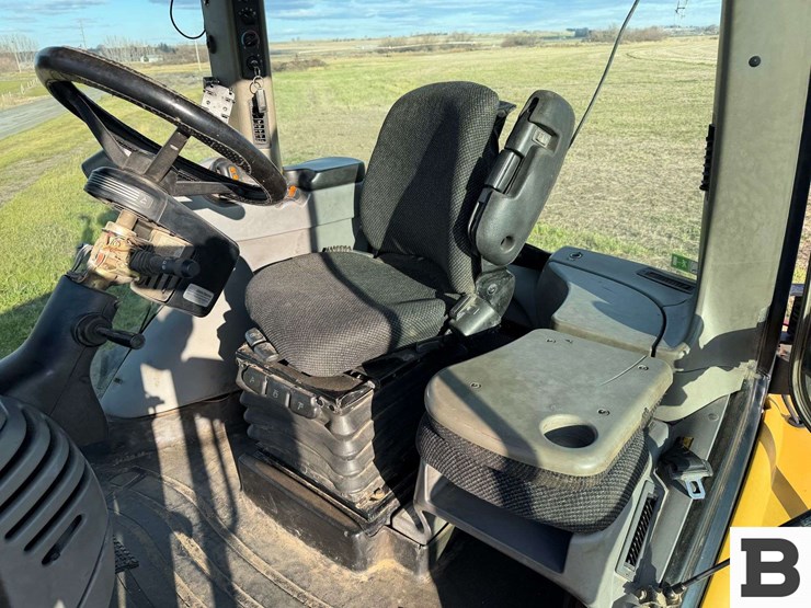 2003-challenger-mt755-image-52