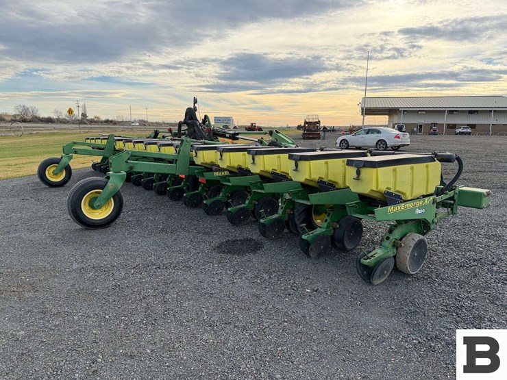 john-deere-1720-image-5