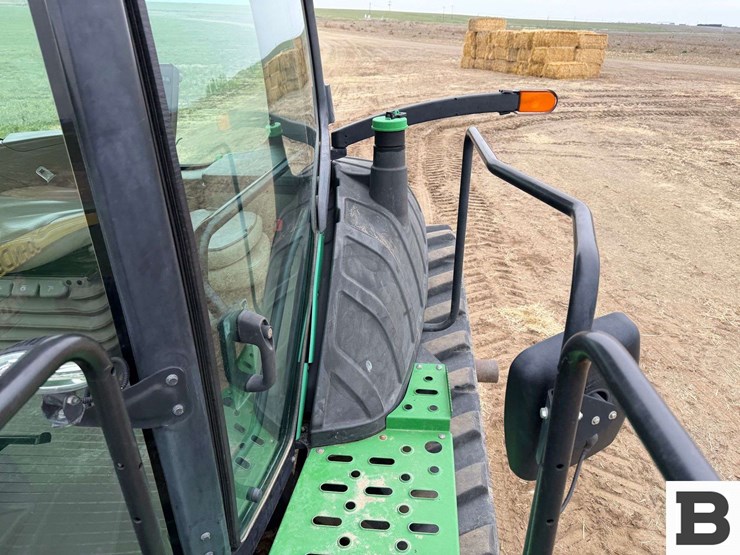 2015-john-deere-8370rt-image-76