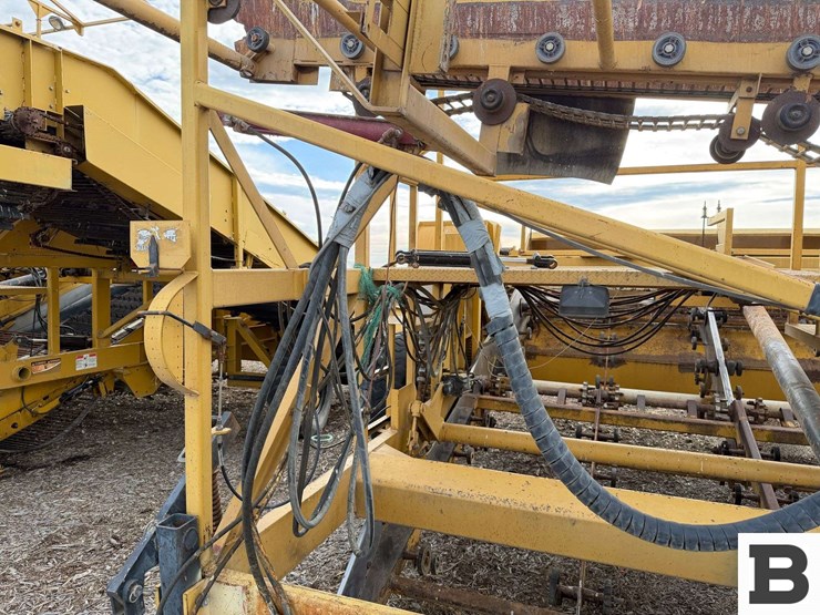 double-l-857-potato-digger---pasco,-wa-image-9