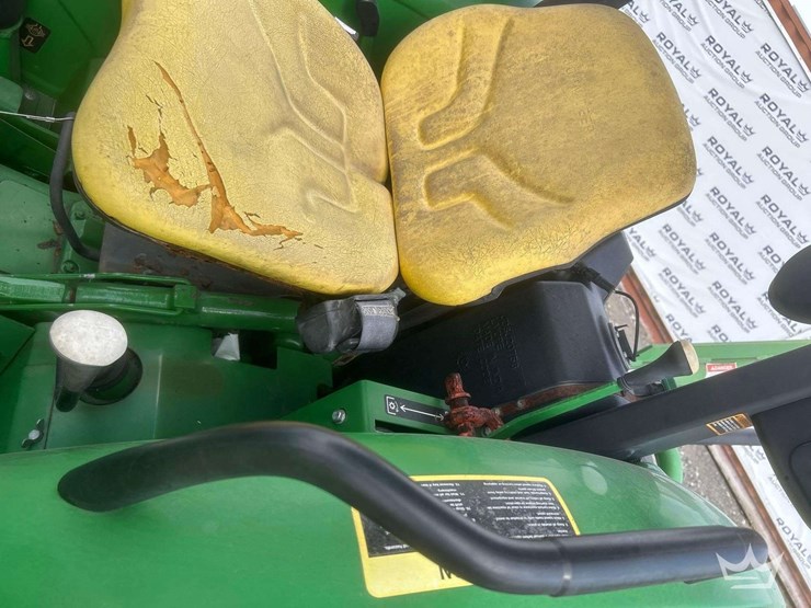 2016-john-deere-5065e-image-14