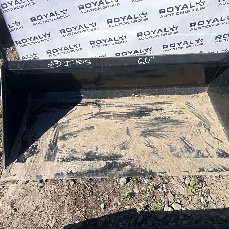 2025 Swict 60in Bucket Skid Steer Attachment