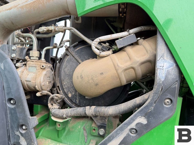 2015-john-deere-8370rt-image-62