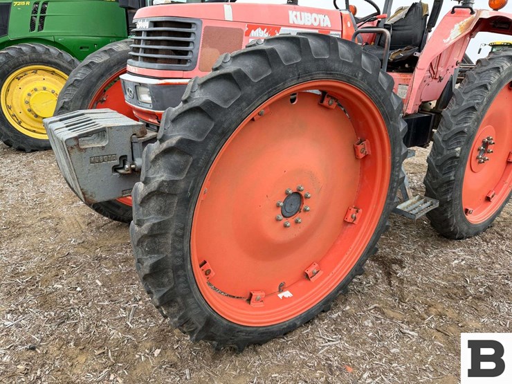 kubota-m9000-image-12