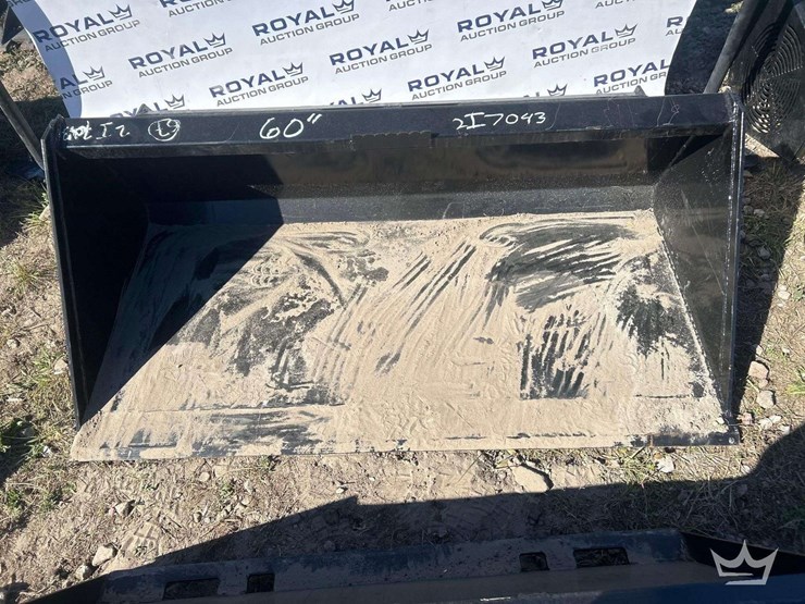 2025-swict-60in.-bucket-skid-steer-attachment-image-1