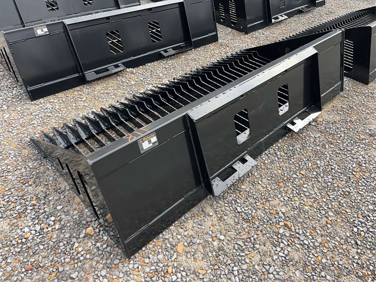 sliding-loader-sieve-shovel-image-3