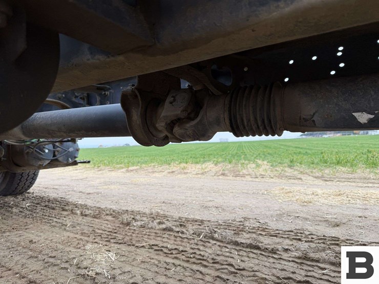 2003-international-7600-image-16