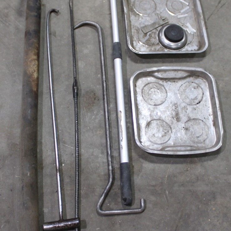 Magnetic Roller And Trays With Handmade Hooks