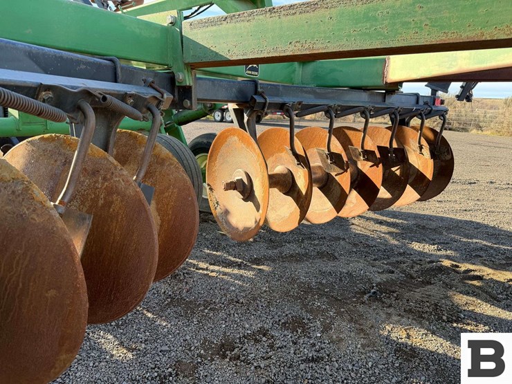 john-deere-650-image-38