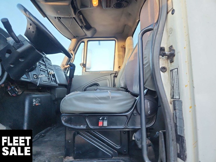 2005-international-workstar-7400-image-16