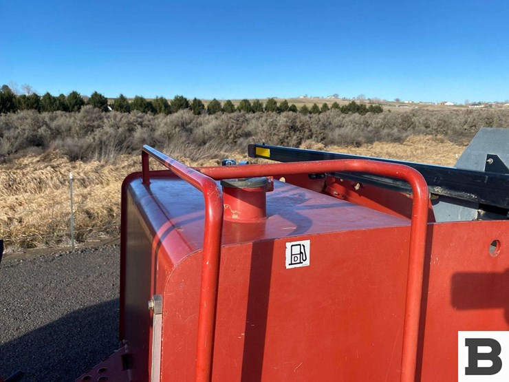 2007-case-ih-480-image-33