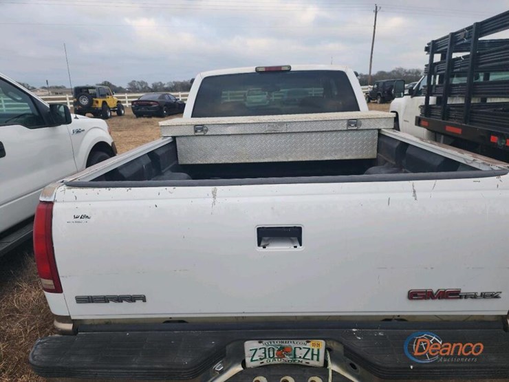 1997-gmc-pickup,-s/n-2gtec19r4v1548101:-odometer-shows-315k-mi.-image-7