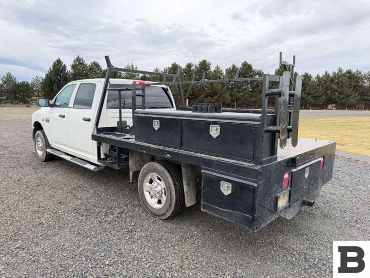 2012-dodge-ram-2500-image-3