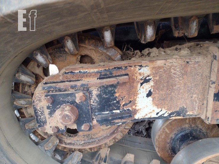 2017-morooka-mst3000vd-image-27