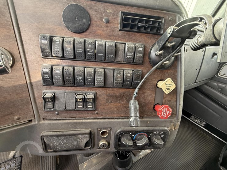 2000-western-star-4900ex-image-33