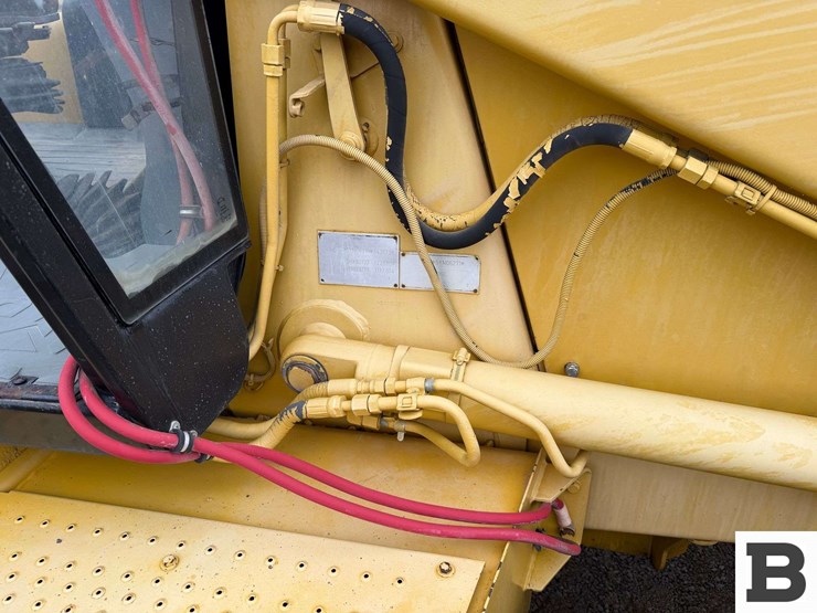 1998-caterpillar-416c-image-48