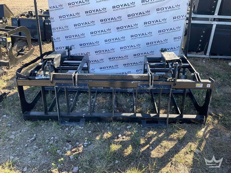 2025-jmr-78in.-dual-cylinder-hydraulic-root-grapple-skid-steer-attachment-image-2