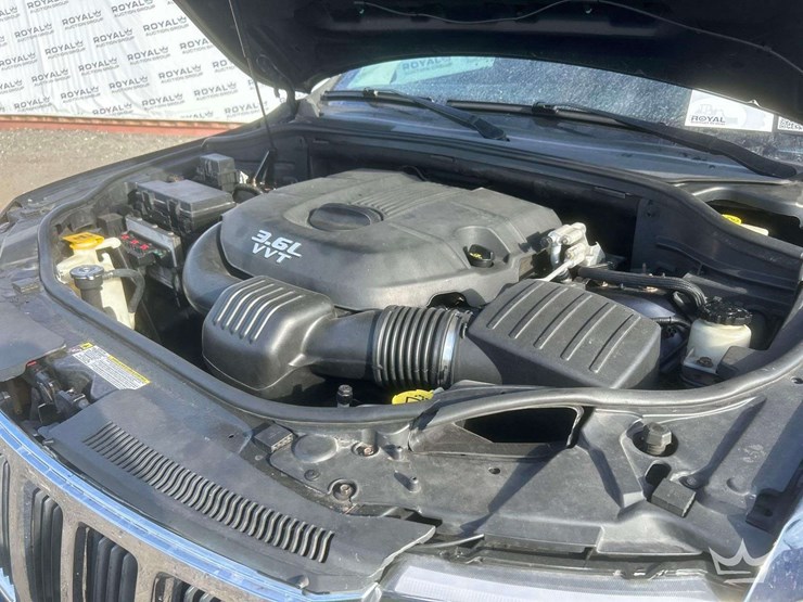 2013-jeep-grand-cherokee-image-8